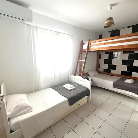 Bas De Oasis Feriehus Sainte-Maxime